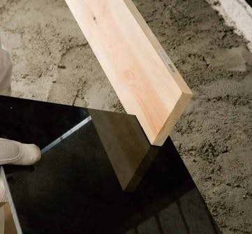 Takkasydän avotakkaan: Valmistimme ensin apuvälineen Takkasydän avotakkaan: Valmistimme ensin apuvälineen